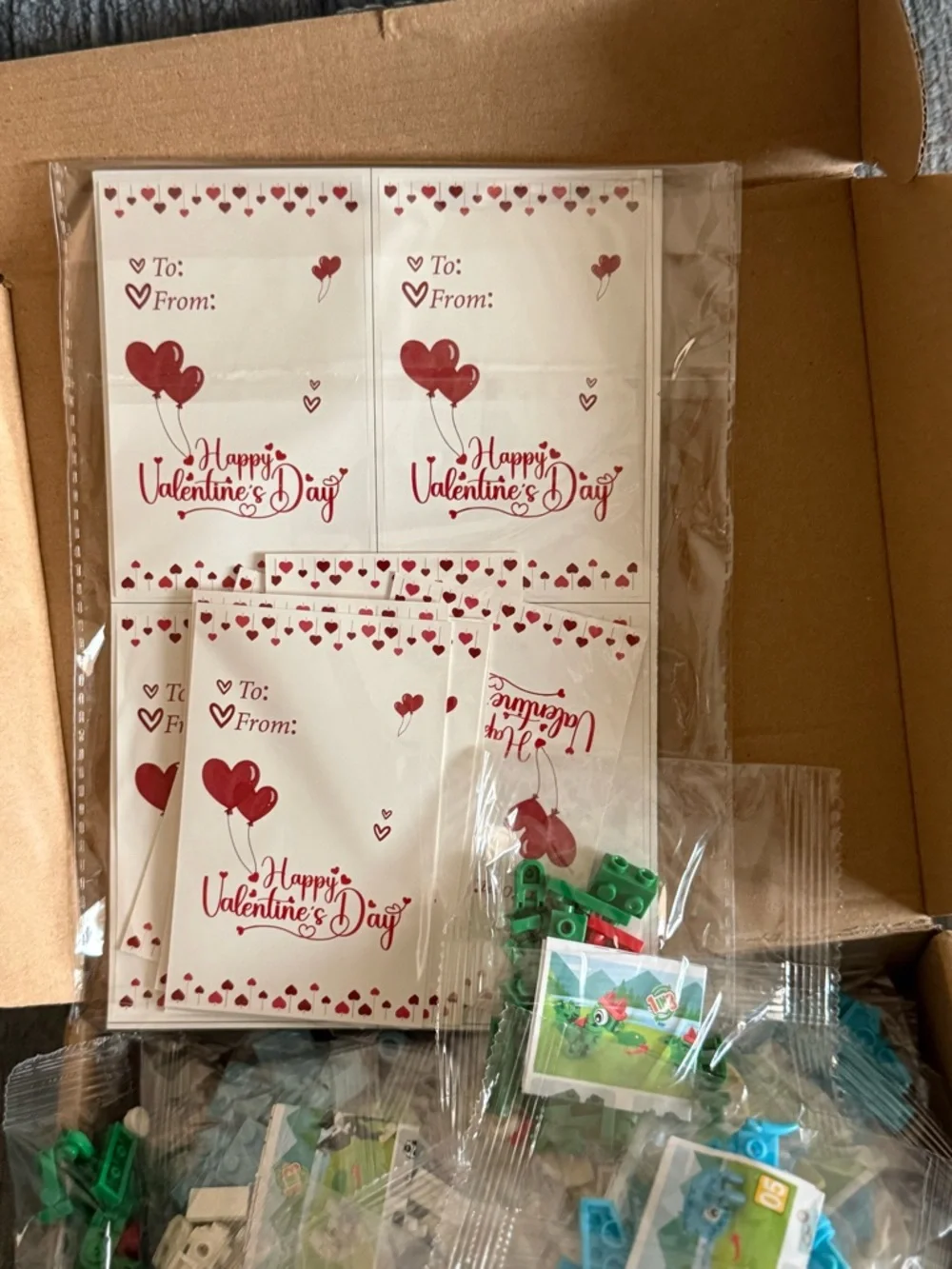 Valentine's Day Party Favor Mini Building Sets - Assorted Colors